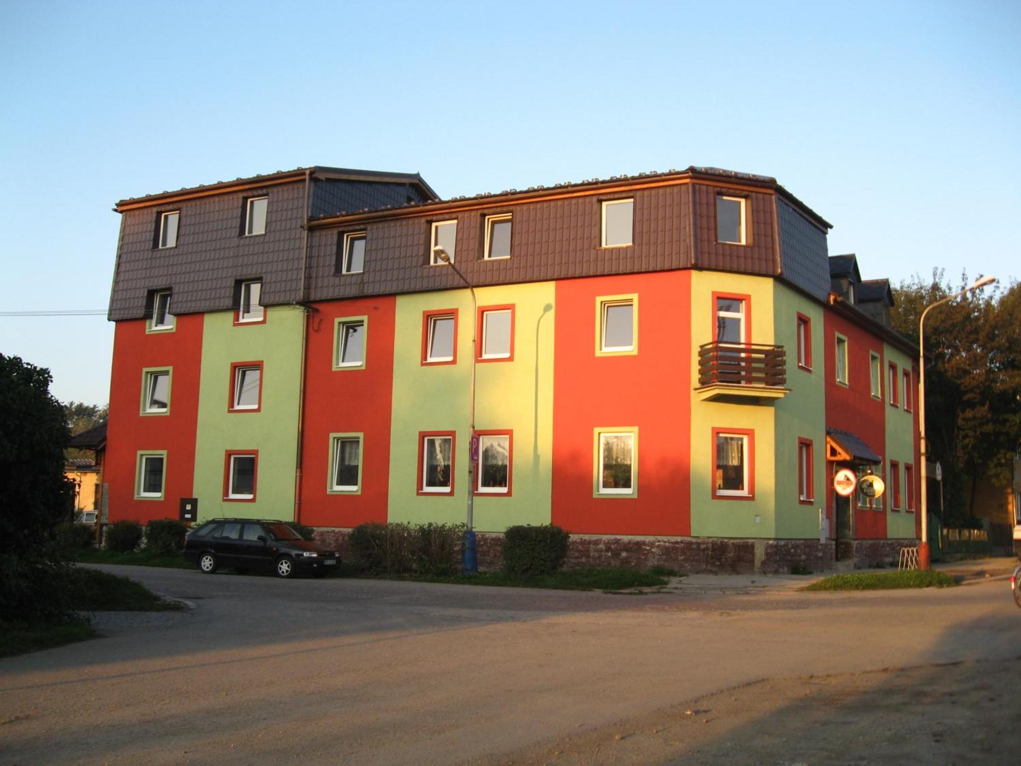 Penzion Slavia Poprad Extérieur photo