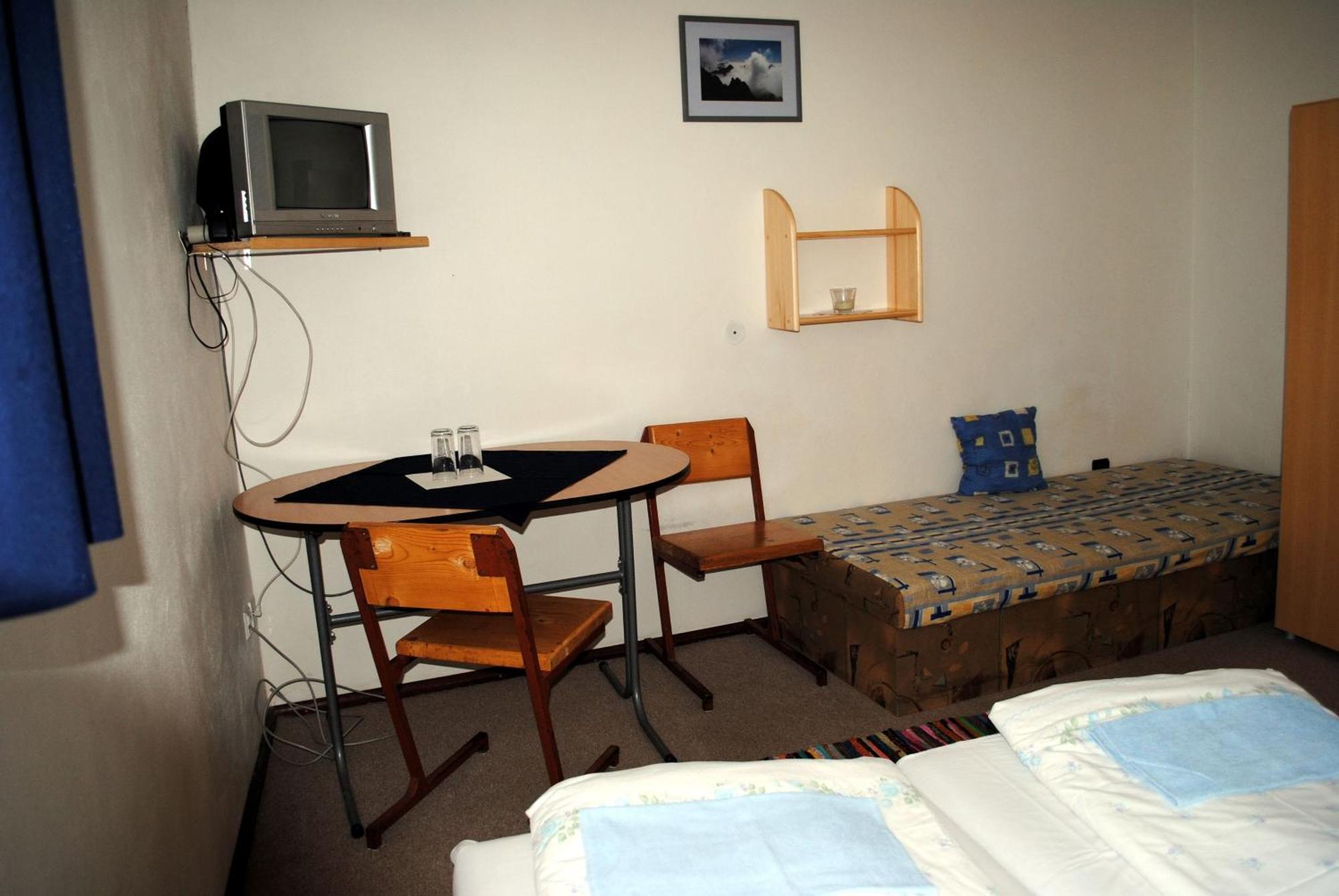 Penzion Slavia Poprad Extérieur photo