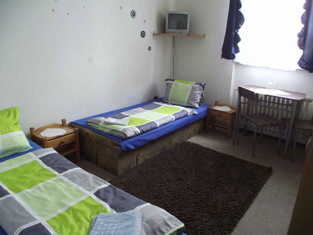 Penzion Slavia Poprad Extérieur photo